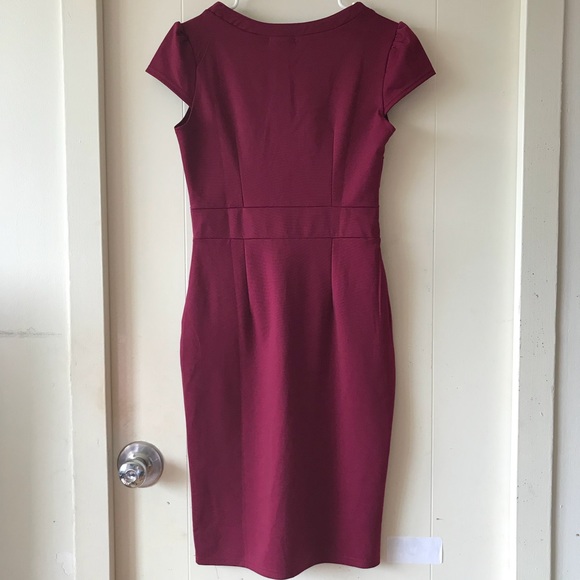 Burgundy Midi Pencil Dress with Pockets - Picture 8 of 8